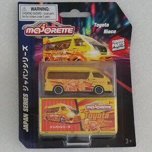 Majorette Deluxe Cars Japan Series 1:64 Scale Die-Cast TOYOTA Hiace